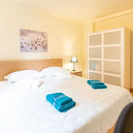 Kyniska Urban Apartamento Atenas