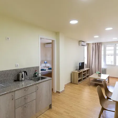 Kyniska Urban Atenas
